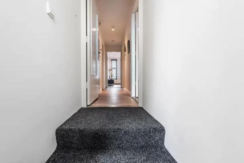 De Tulp Luxury - Free Parking! Apartamento Amesterdão